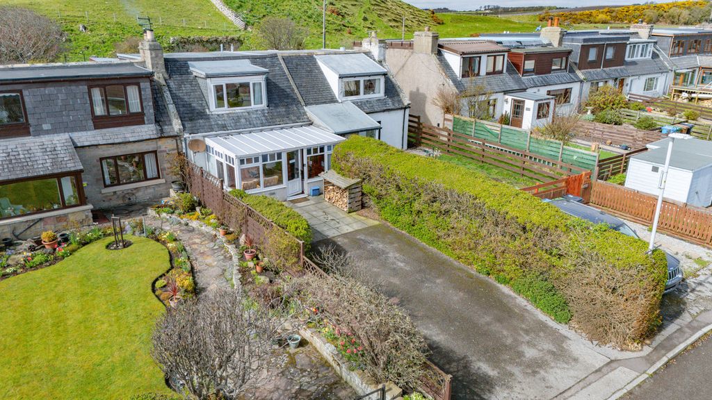 Property photo 1 of 40