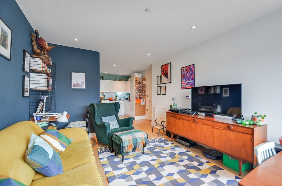 Property photo 2 of 25 Open Plan Living Area (2).Jpg