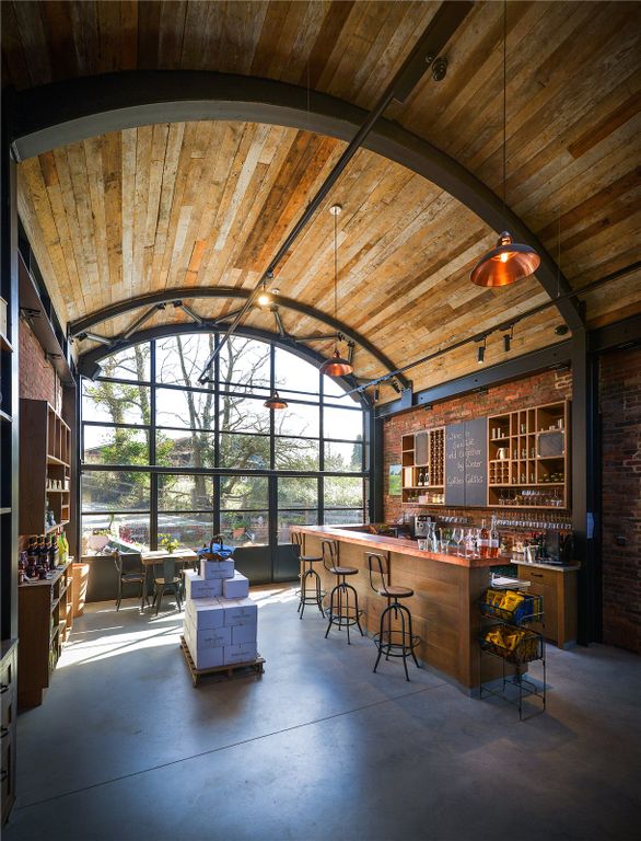 Property photo 3 of 11 Visitor Centre