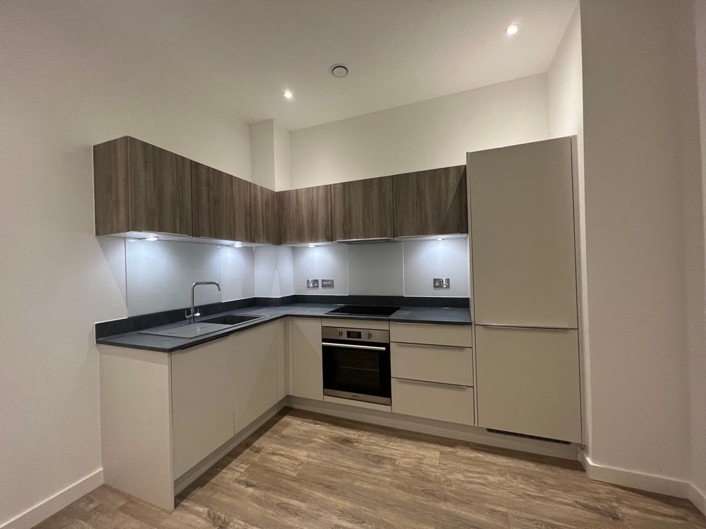 Property photo 3 of 5 Kitchen