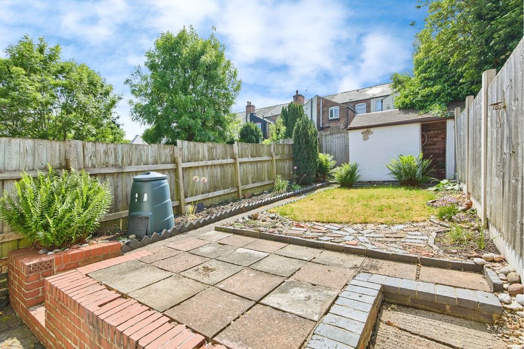 Property photo 2 of 9