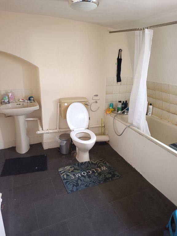 Property photo 3 of 5