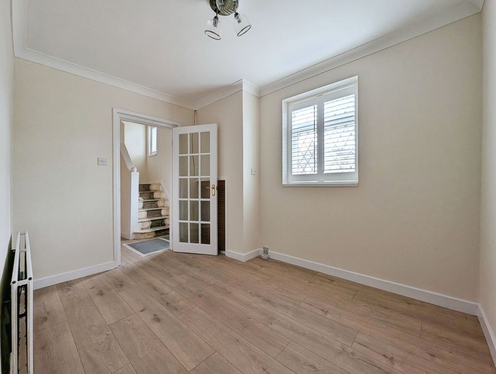 Property photo 3 of 13 Photo 15