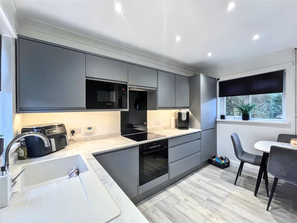 Property photo 1 of 9 Img_4172 (1).Jpg