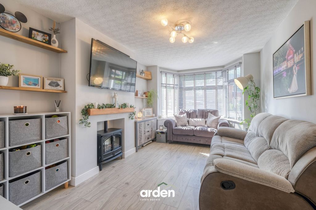 Property photo 3 of 25