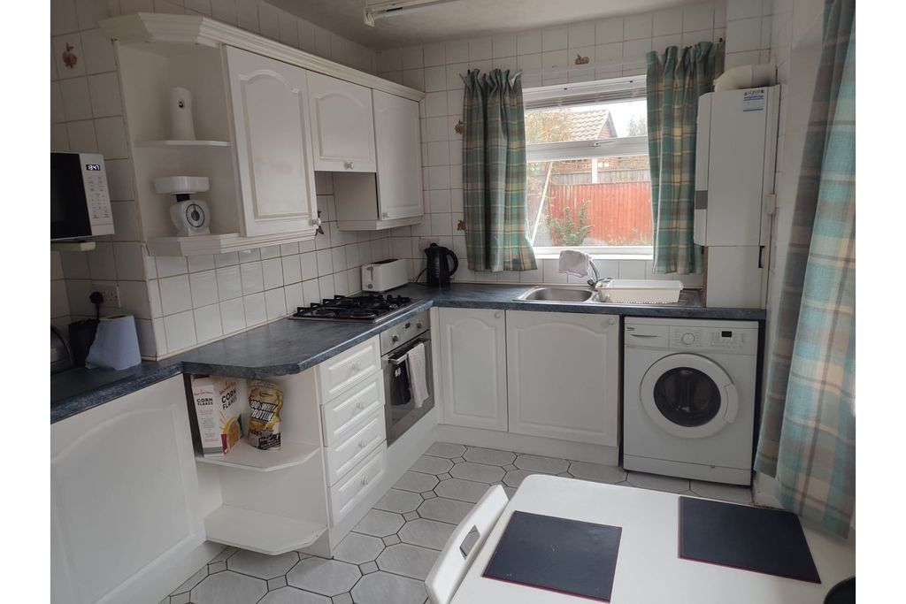 Property photo 3 of 14