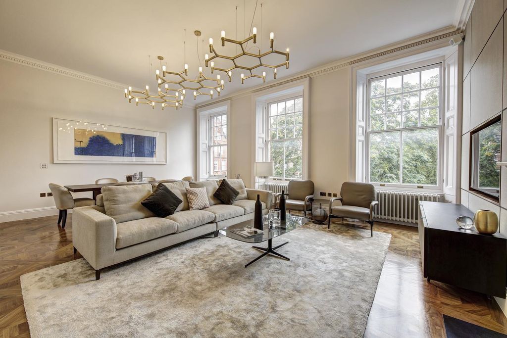 Property photo 2 of 19 Reception Room