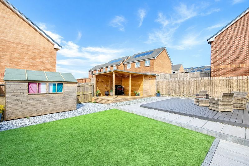 Property photo 3 of 23 Photo 19