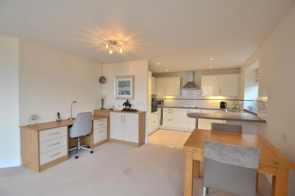 Property photo 3 of 24 Kitchen, Living.Jpg