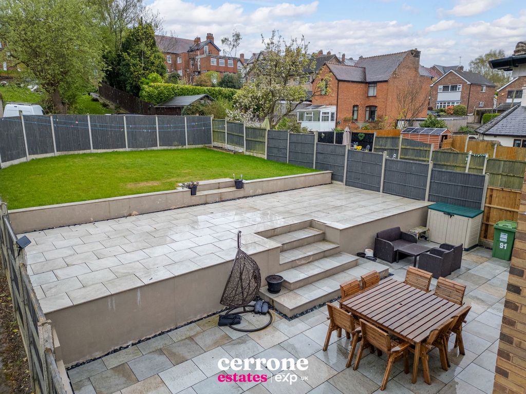 Property photo 2 of 24