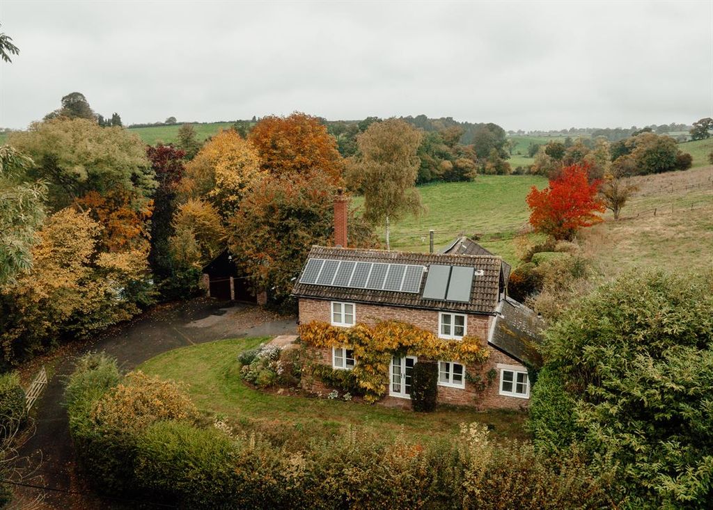 Property photo 2 of 24 Photo 29