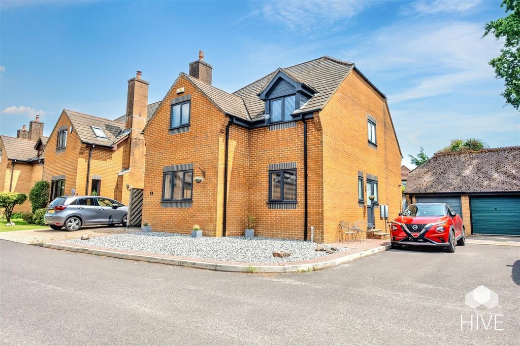 Property photo 1 of 33