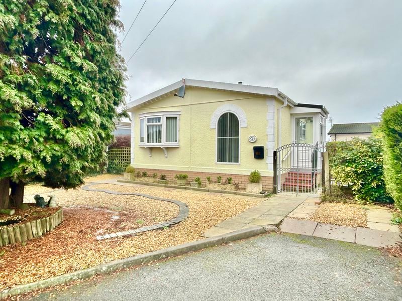 Property photo 1 of 13 Front