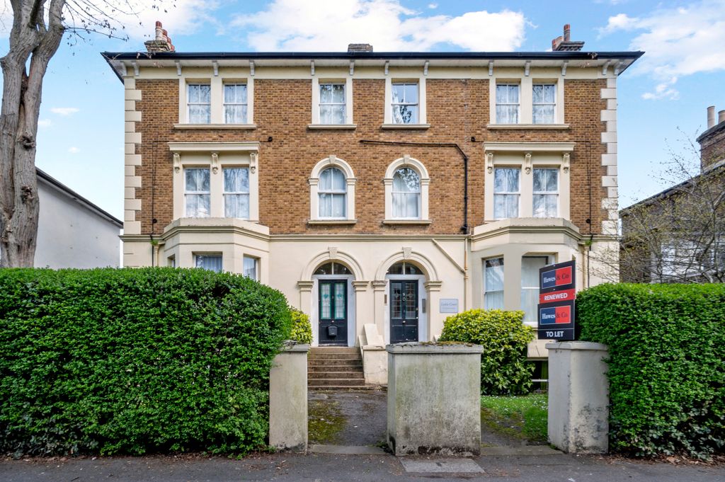 Property photo 1 of 7 1