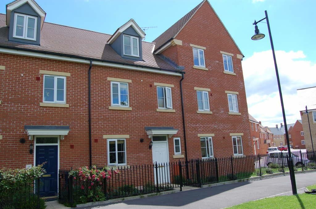 Property photo 1 of 18 1 - 10 Mariner