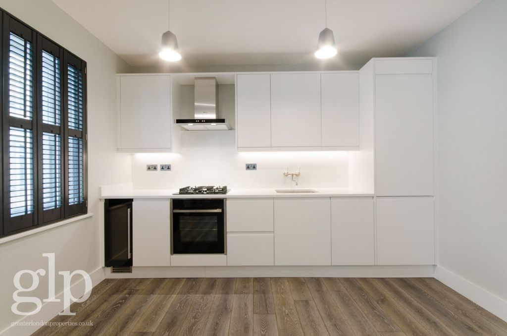 Property photo 3 of 19 971135