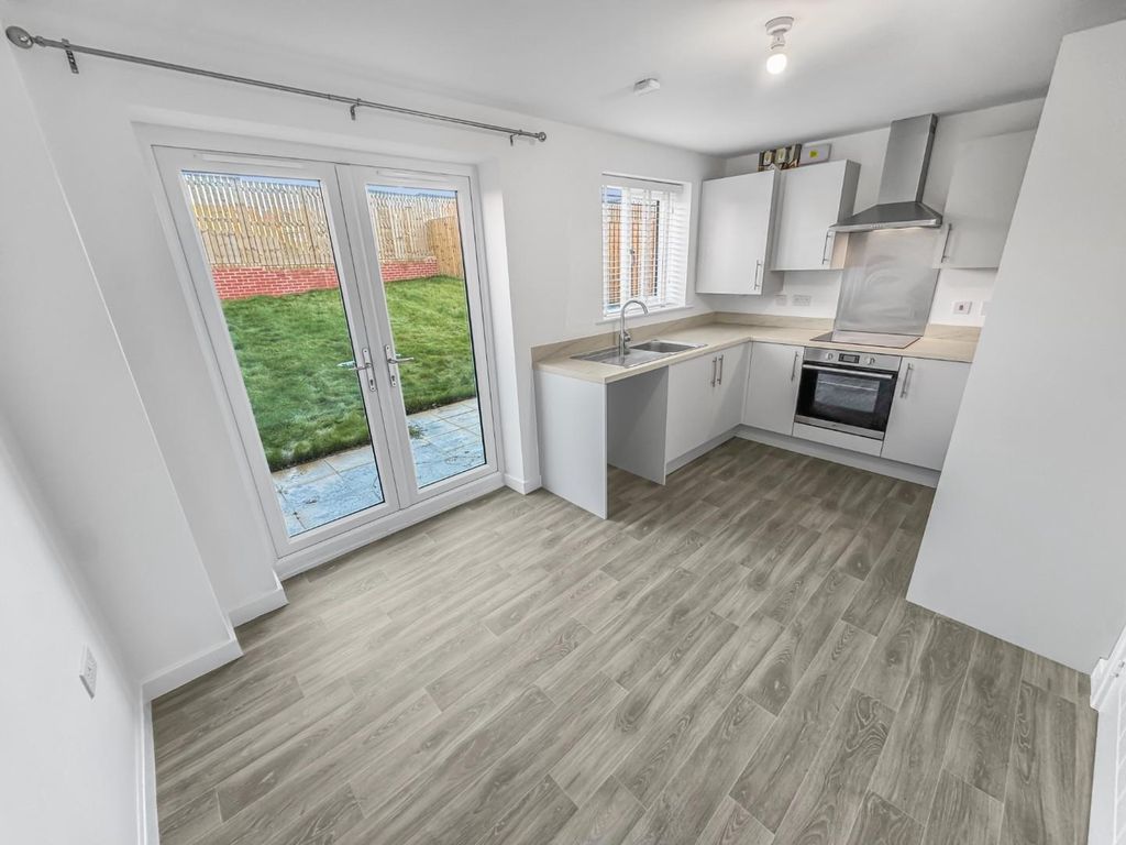 Property photo 3 of 18 3.Jpg