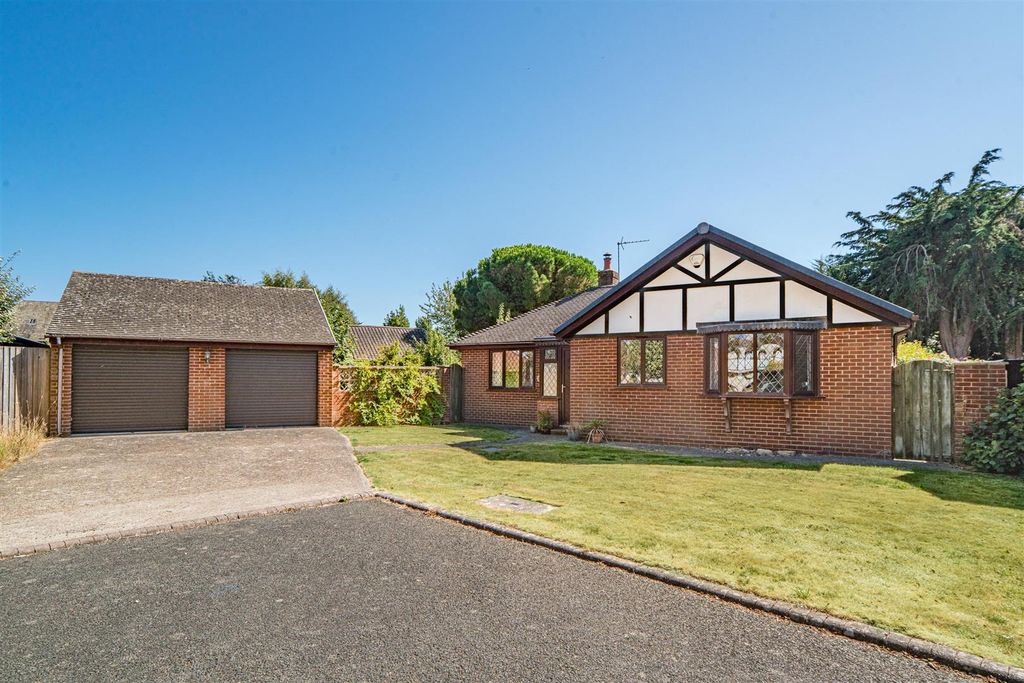 Property photo 1 of 20