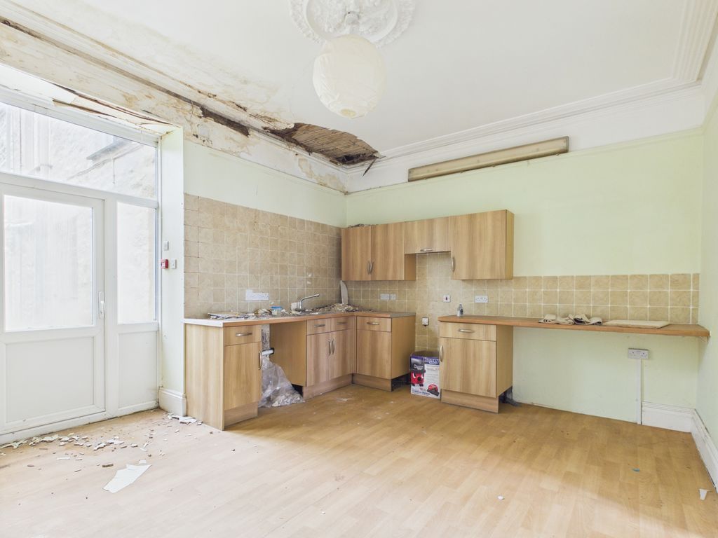 Property photo 2 of 15 Kitchen/Diner