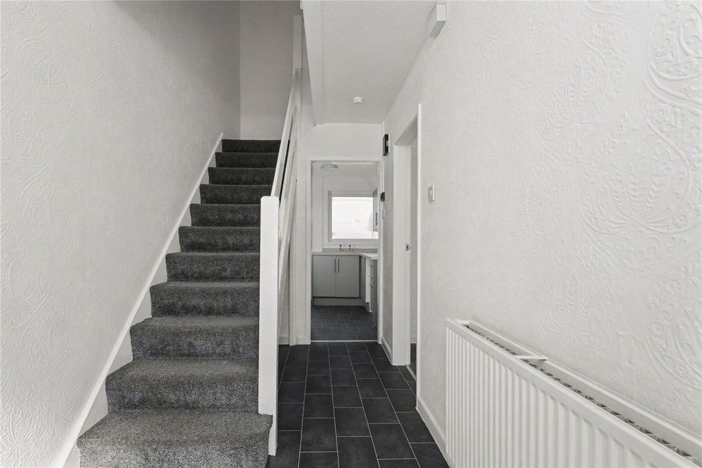 Property photo 2 of 19 Picture No. 05