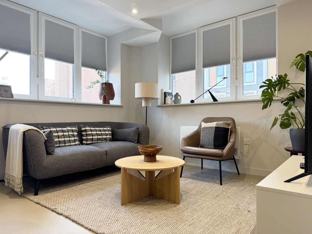 Property photo 1 of 23 Img_5523