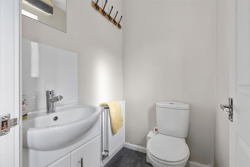 Additional image 8 of 3 bed terraced house for saleGordon Street, Ilkley LS29