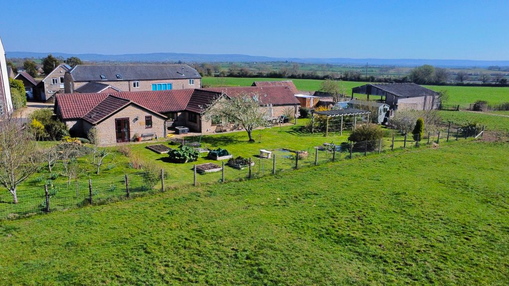 Property photo 1 of 36