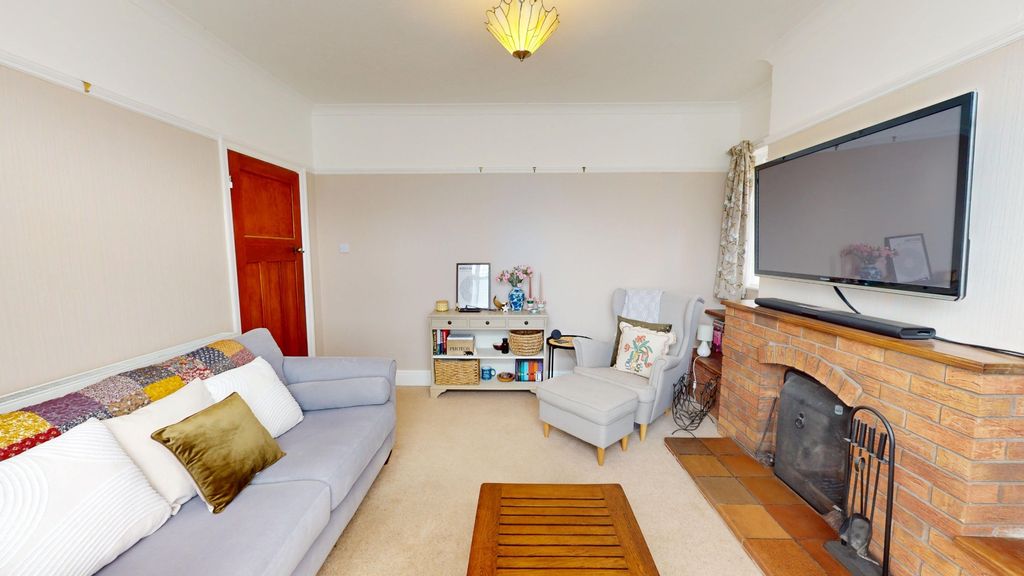 Property photo 3 of 35 4149756