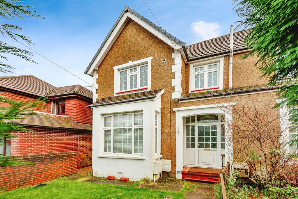 Property photo 1 of 7
