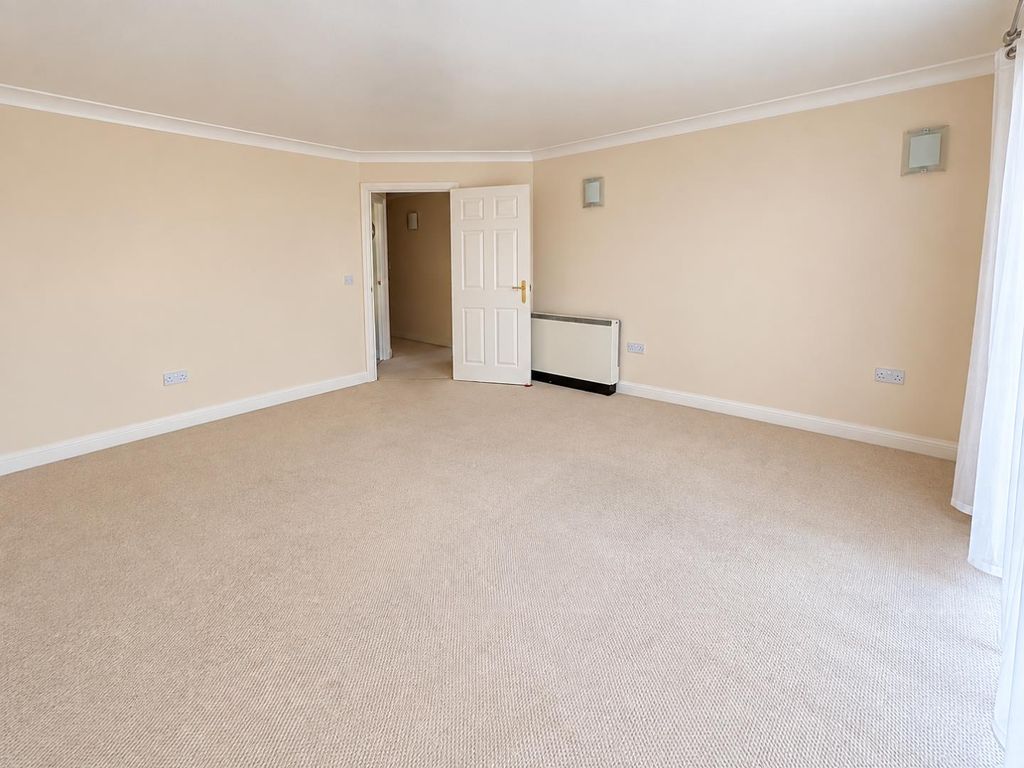 Property photo 3 of 10 Corscombe 8.Png