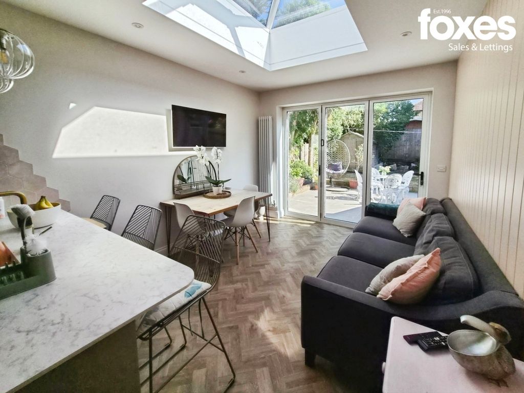 Property photo 3 of 31 5345752