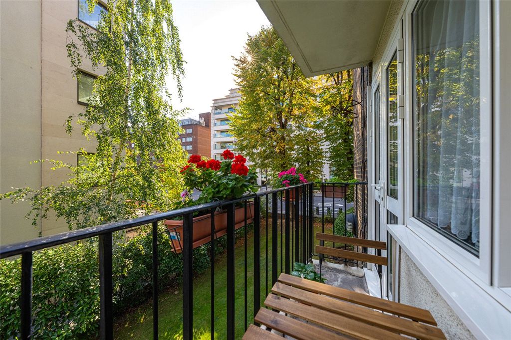 Property photo 3 of 14 Picture No. 02