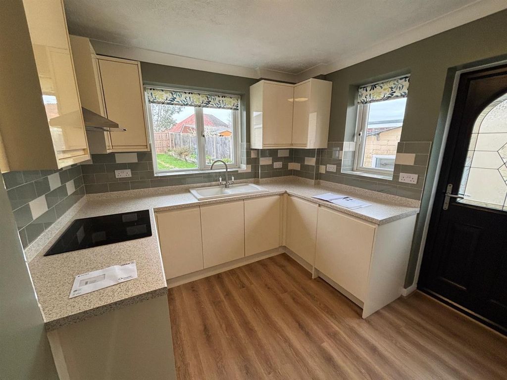 Property photo 2 of 17 839124B7-7816-4ee5-Acfb-B96614A44d41.Jpg