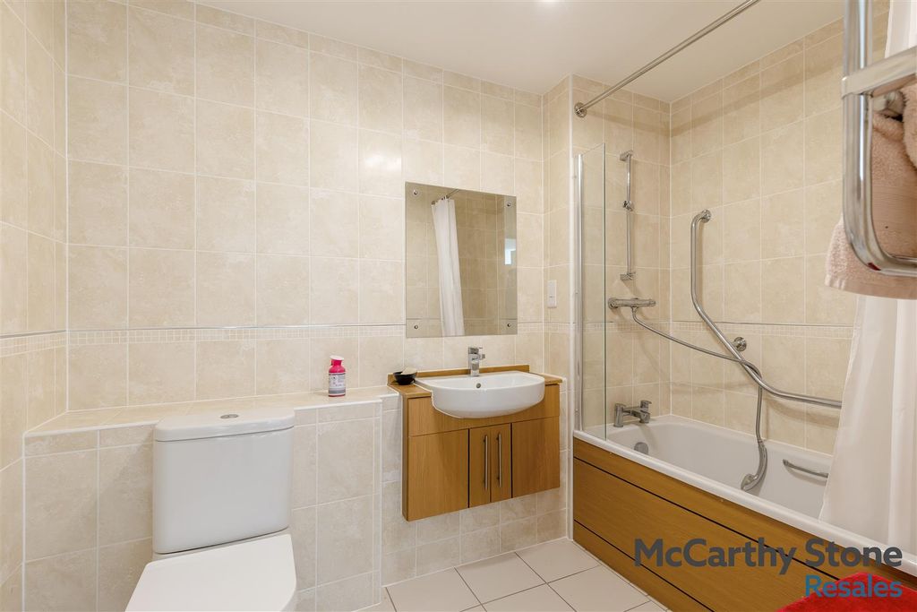 Additional image 10 of 2 bed flat for saleWestonia Court, Wellingborough Road, Northampton NN3