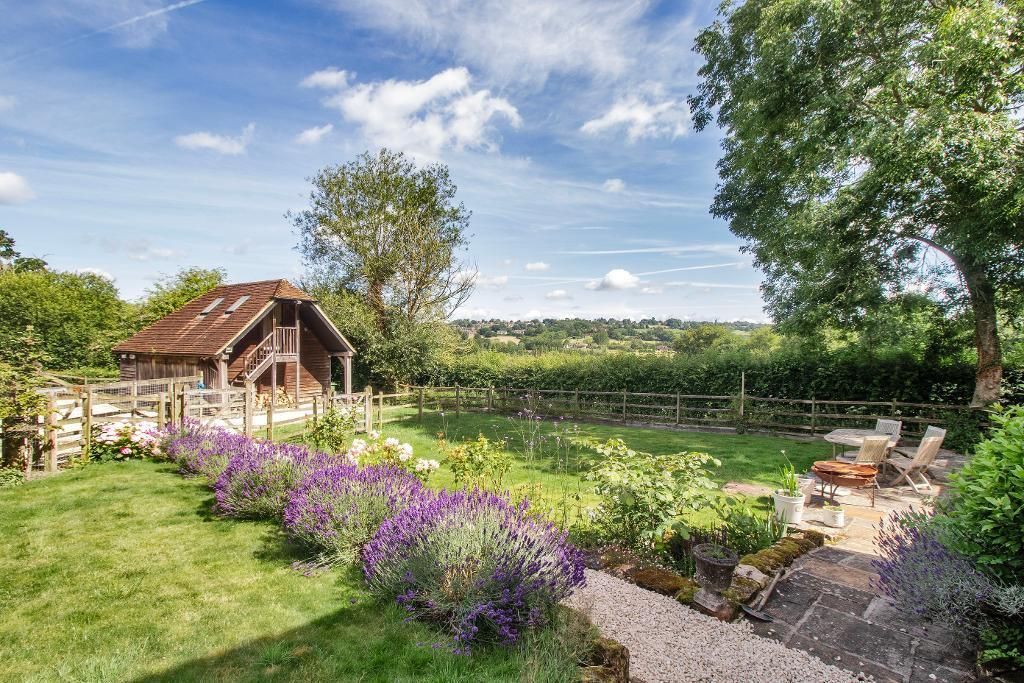 Property photo 2 of 19 Photo 2