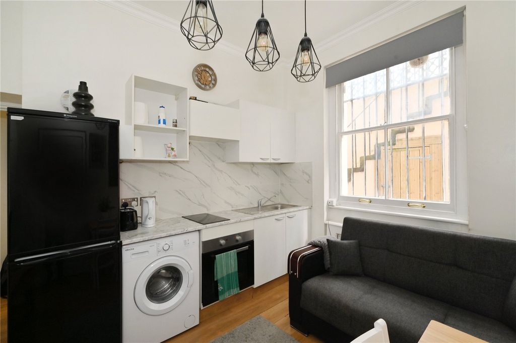 Property photo 2 of 10 Picture No. 05