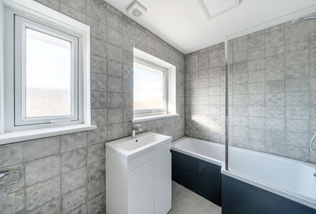 Property photo 3 of 20 1214882 (8).Jpg