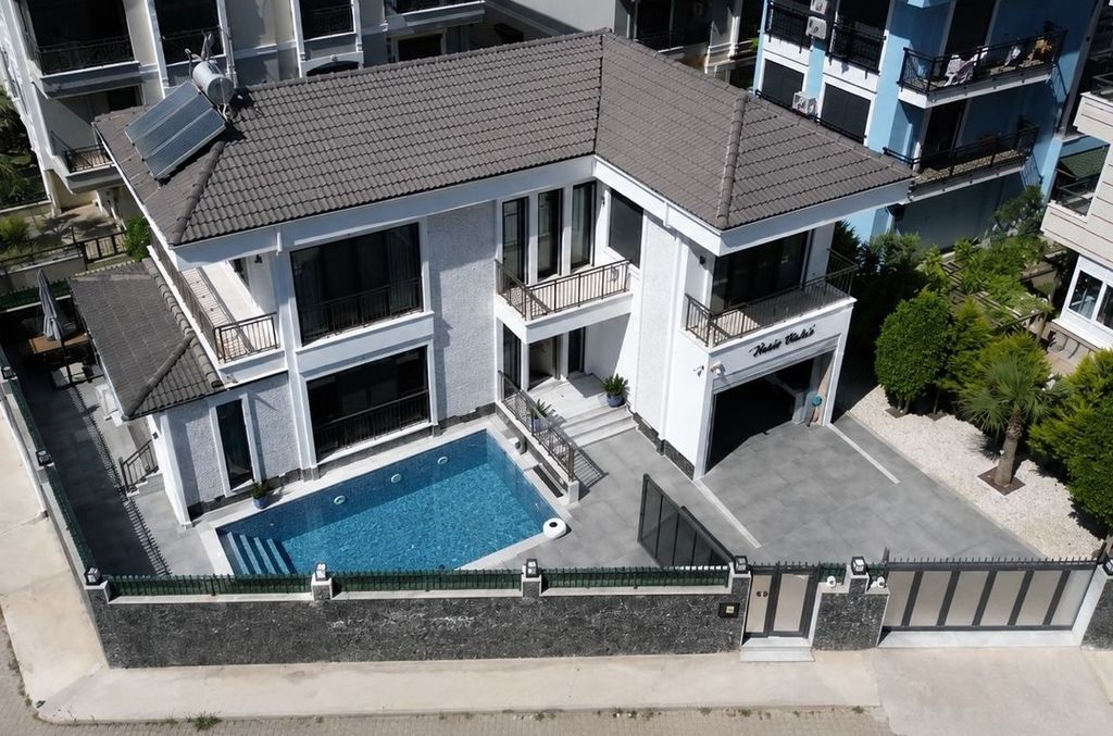 Property photo 2 of 25 Luxury Detached Villa For Sale In Didim – Arial View Over The Entire Property