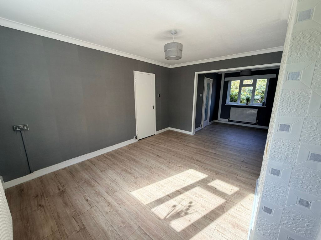 Property photo 3 of 18 Img_8349