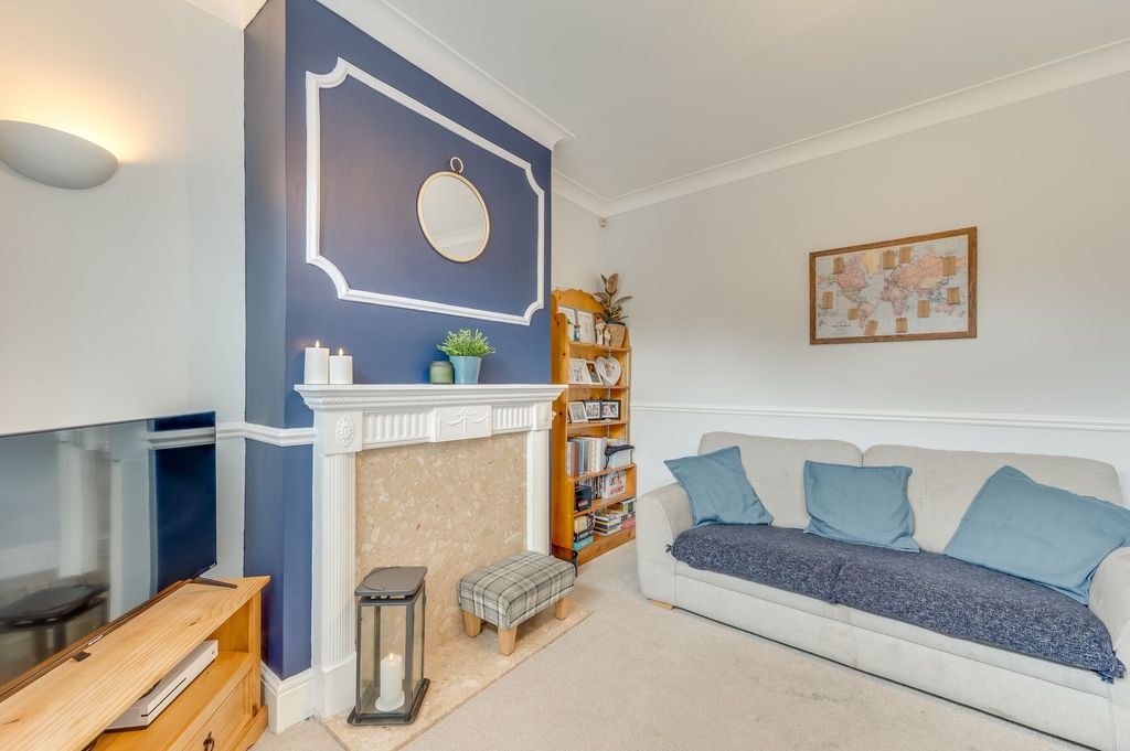 Property photo 3 of 22