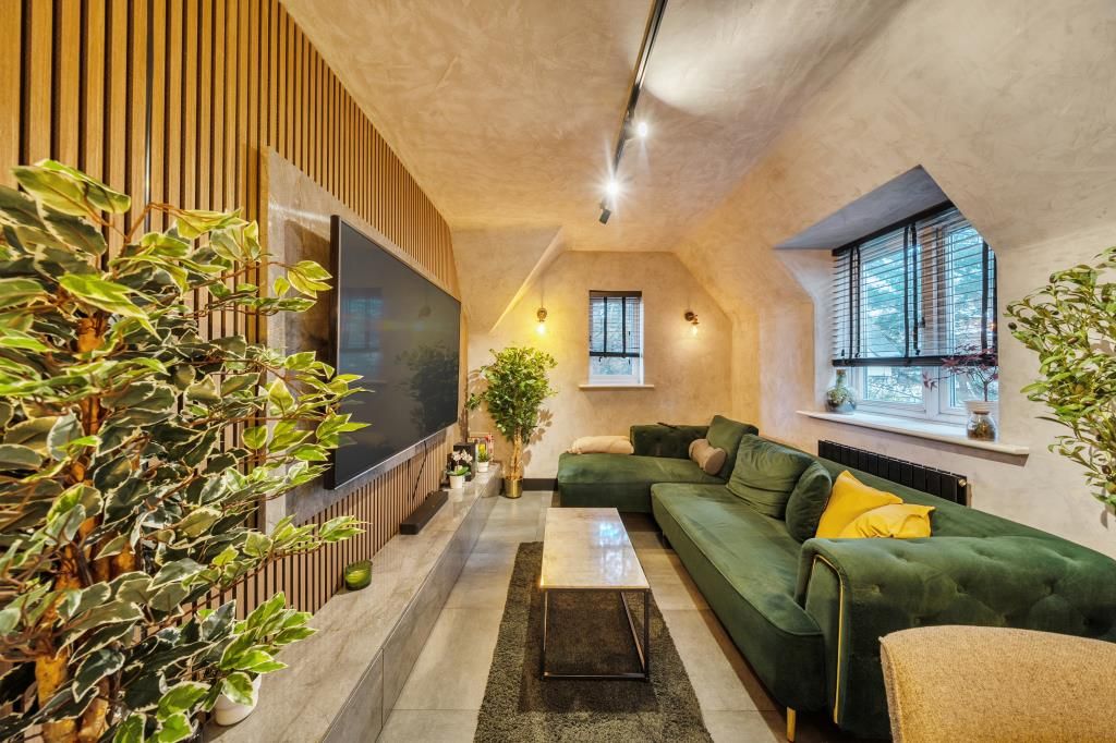 Property photo 1 of 39 Reception Room