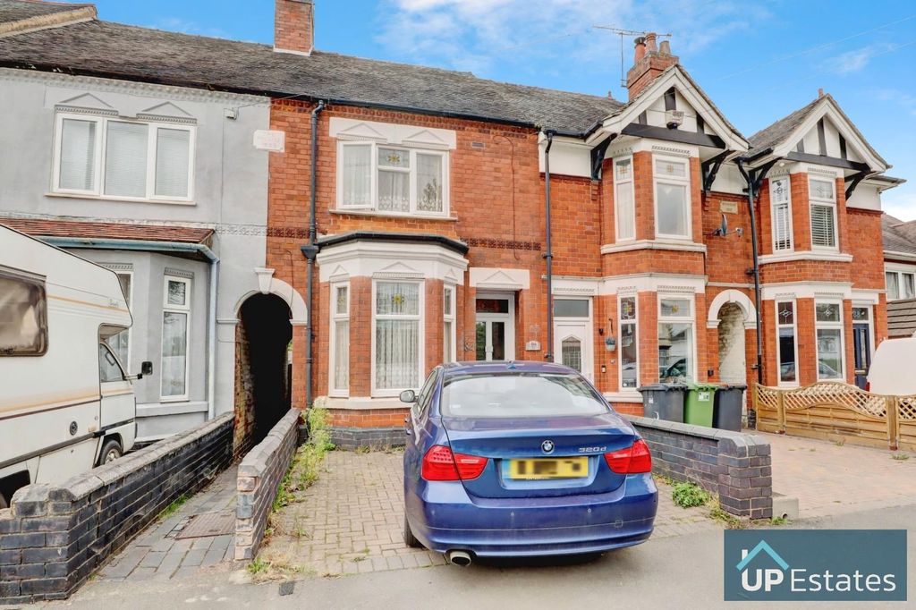 Property photo 1 of 12 Front Aspect