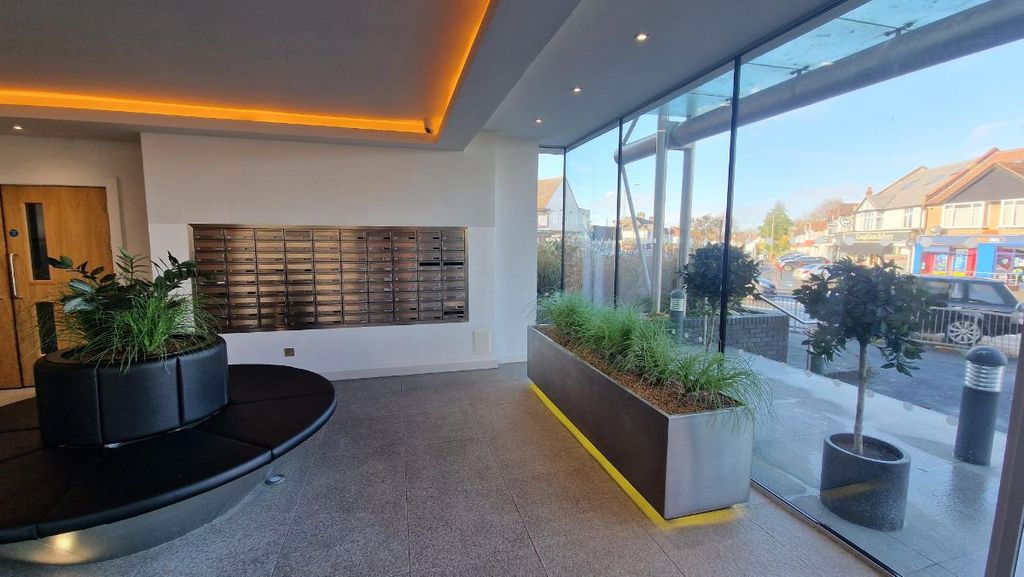 Property photo 1 of 5 1 Bedroom Flat For Rent