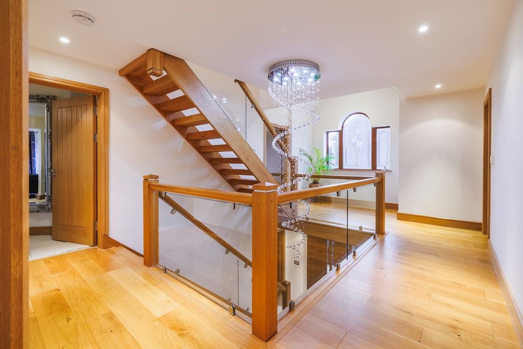 Additional image 18 of 6 bed detached house for saleAber Llwchwr, Llangennech SA14