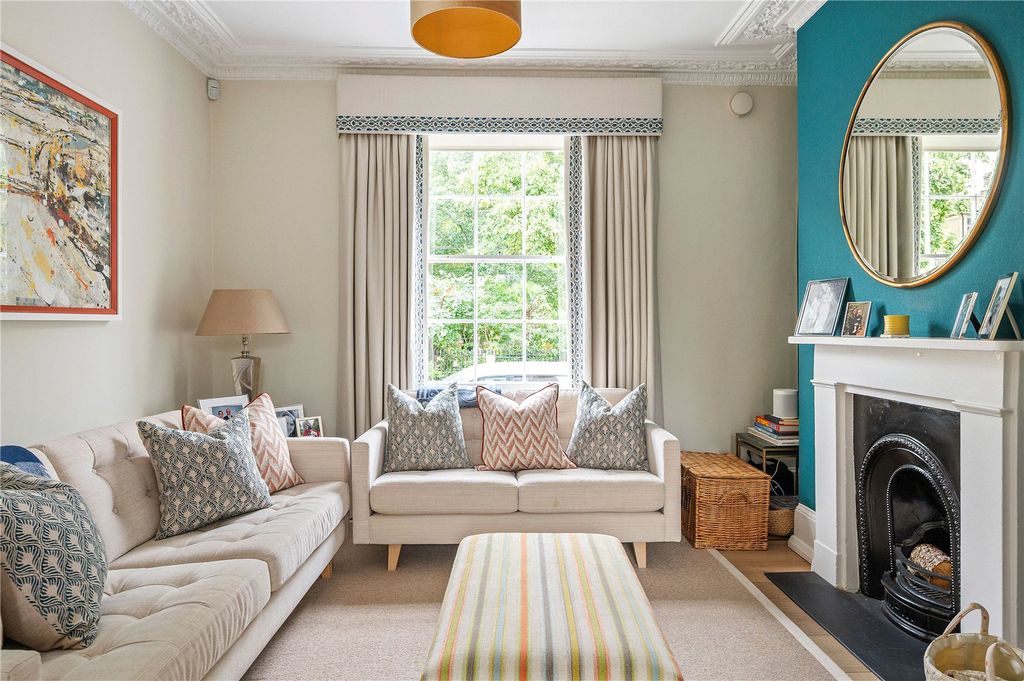 Property photo 2 of 16 Reception Room