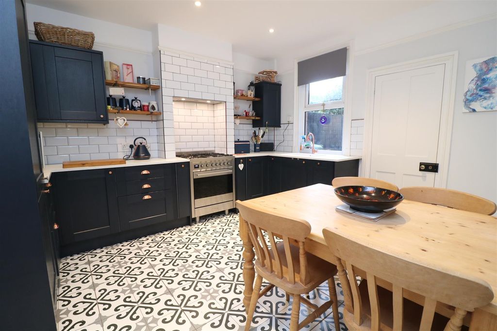 Property photo 3 of 17 Img_6062.Jpg