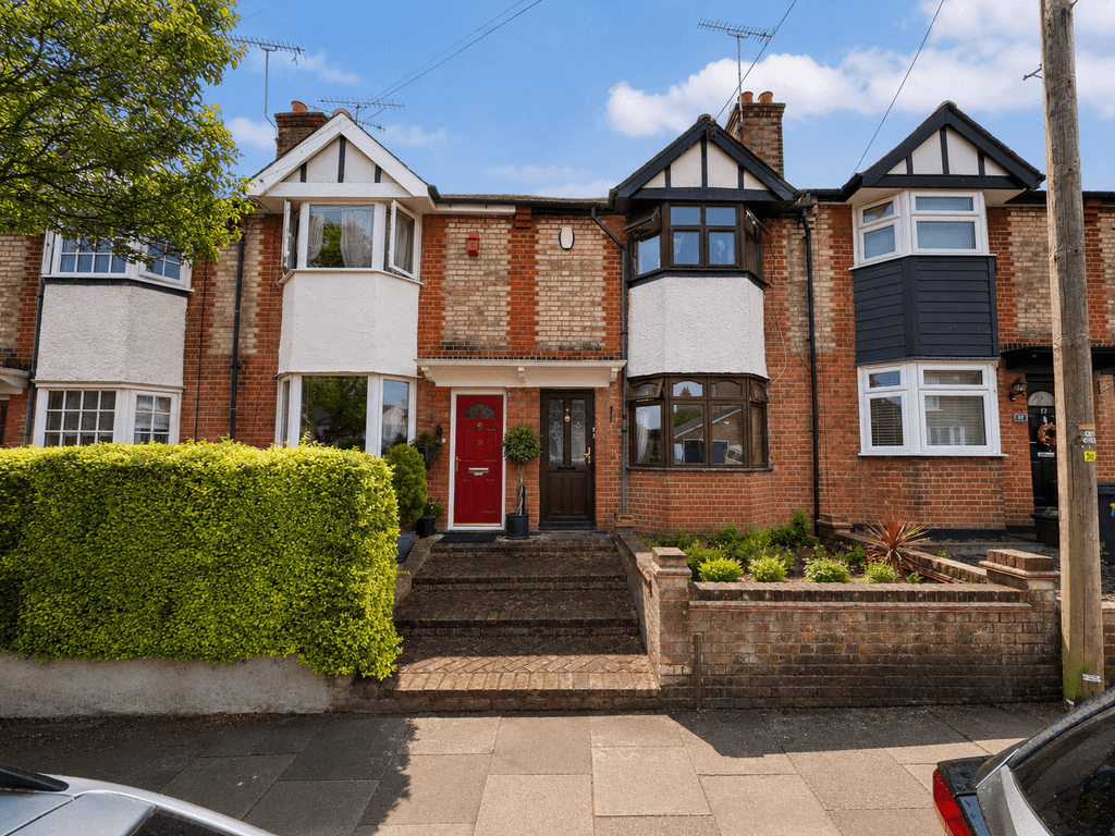 Property photo 1 of 10 Bouverie Road, Chelmsford, Essex, CM2 0Ud