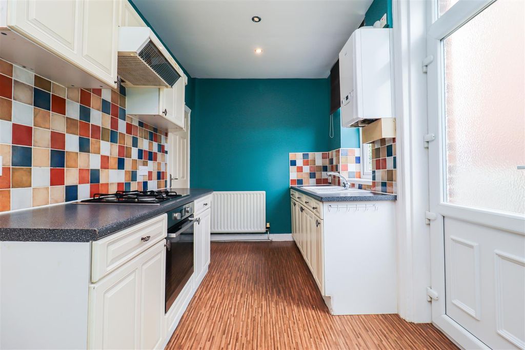 Property photo 2 of 10
