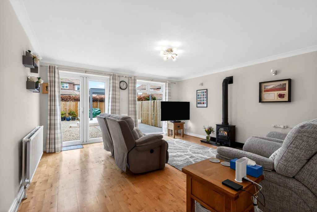 Property photo 2 of 20 Pnmb0475.Jpg