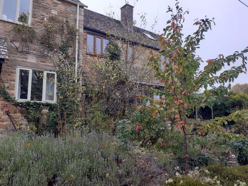 Property photo 2 of 16 Photo 33